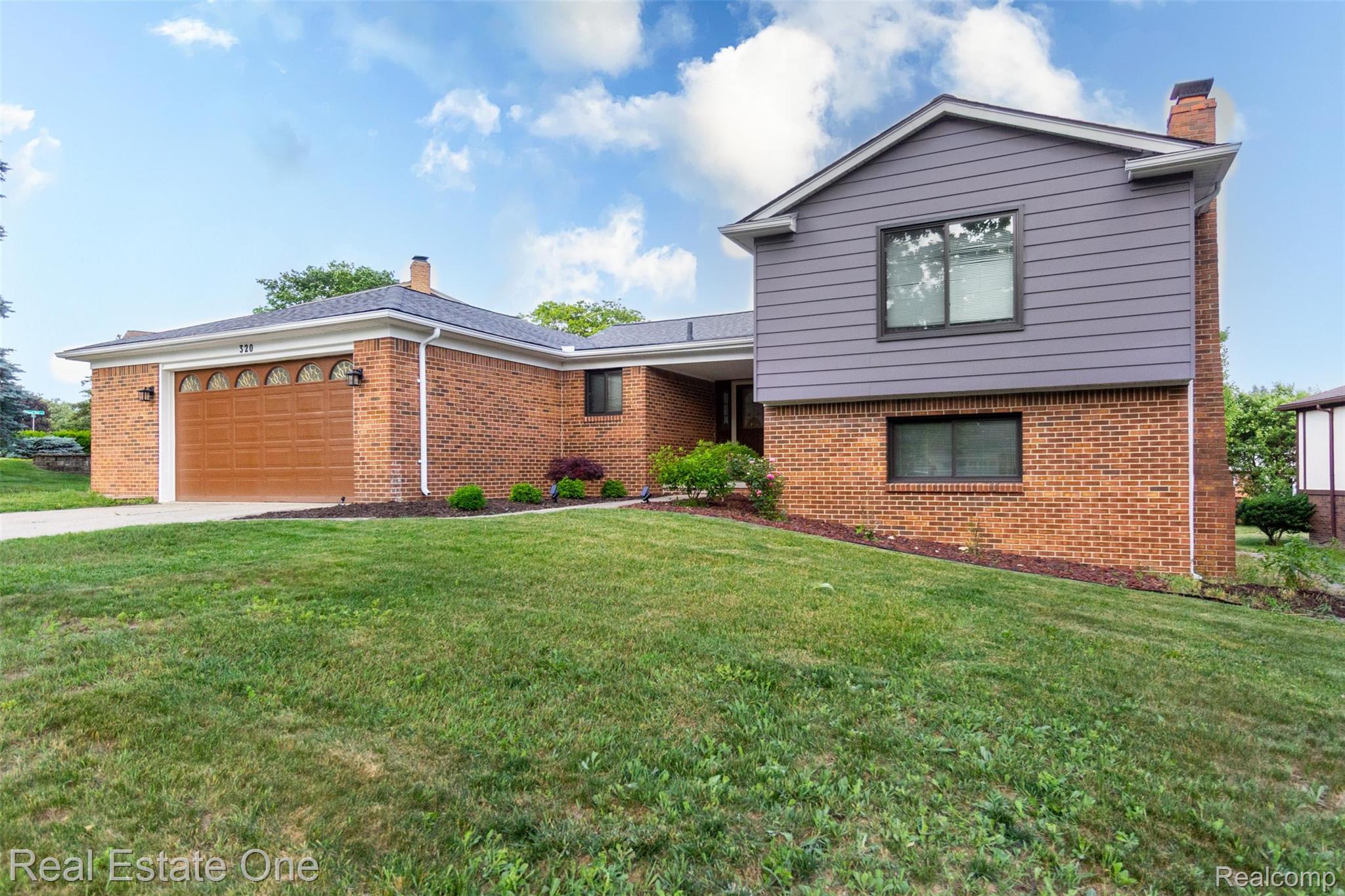 320 Antoinette Drive