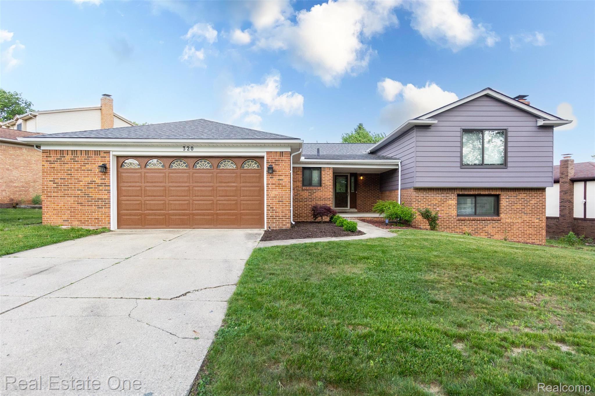 320 Antoinette Drive