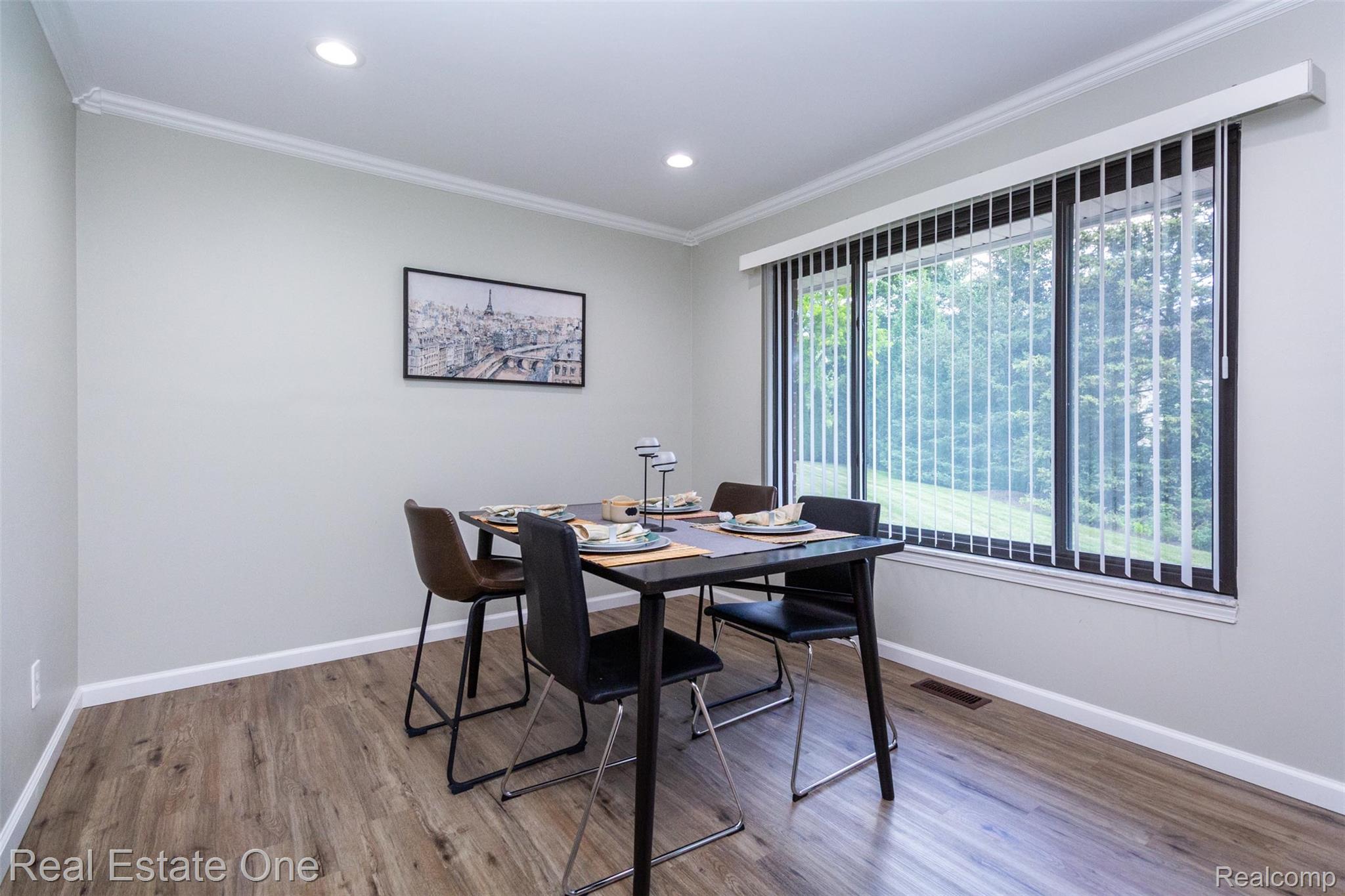 320 Antoinette Drive