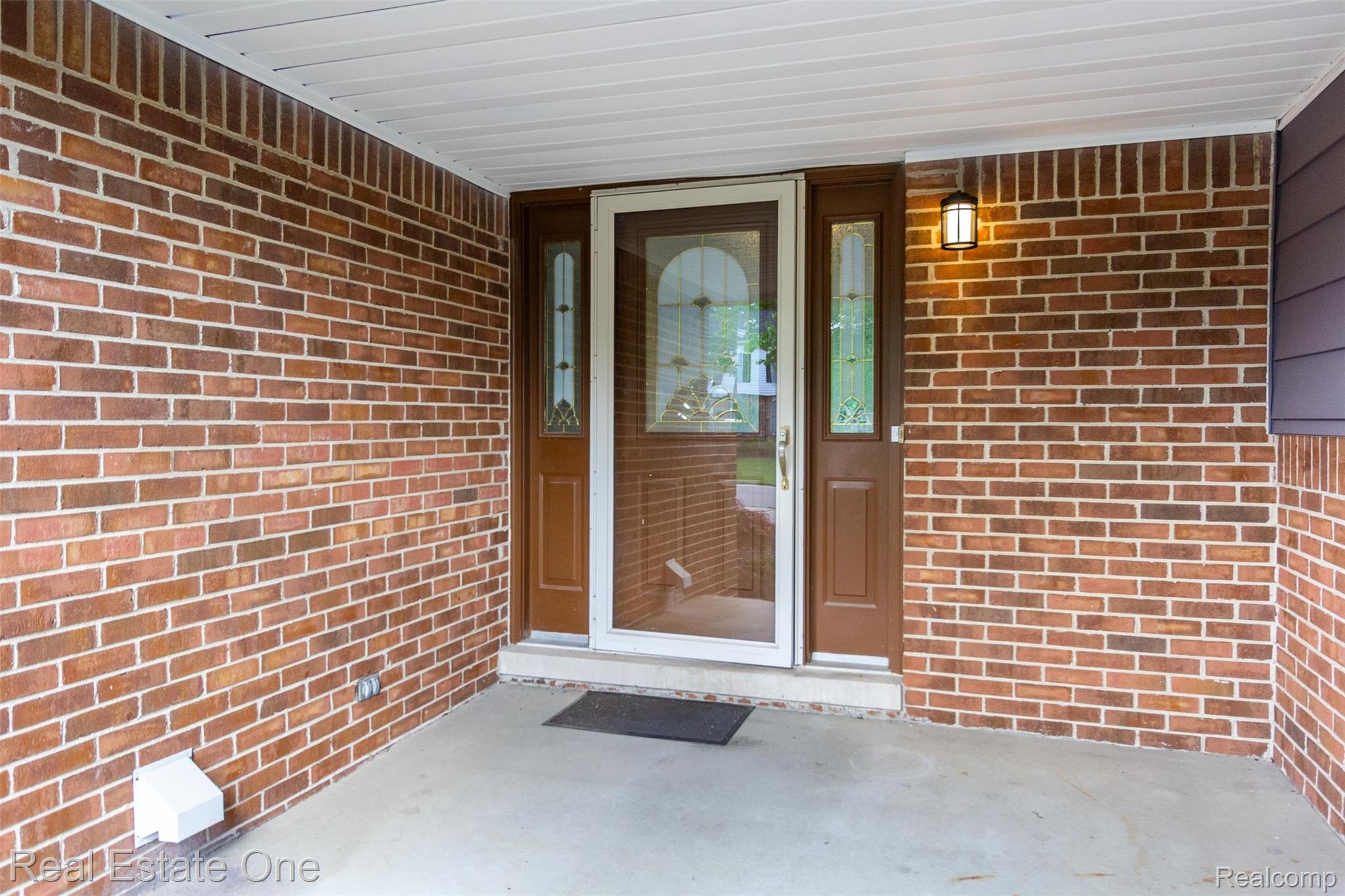 320 Antoinette Drive
