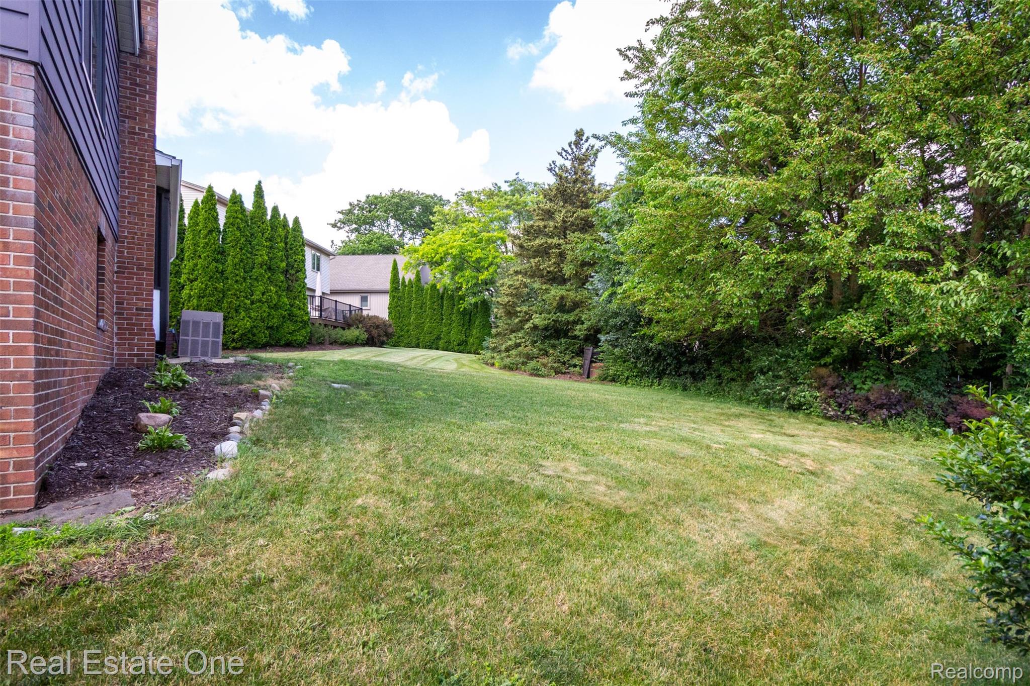 320 Antoinette Drive