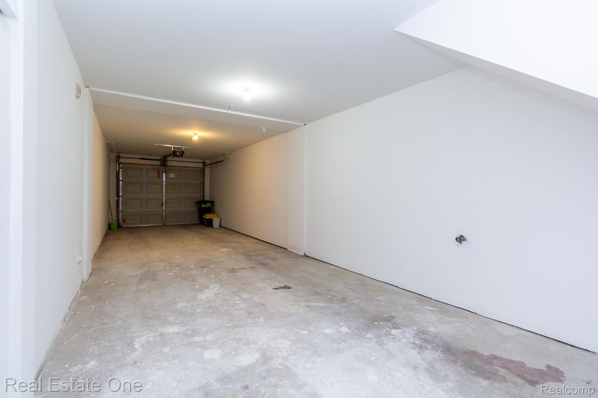 1429 Raliegh Place