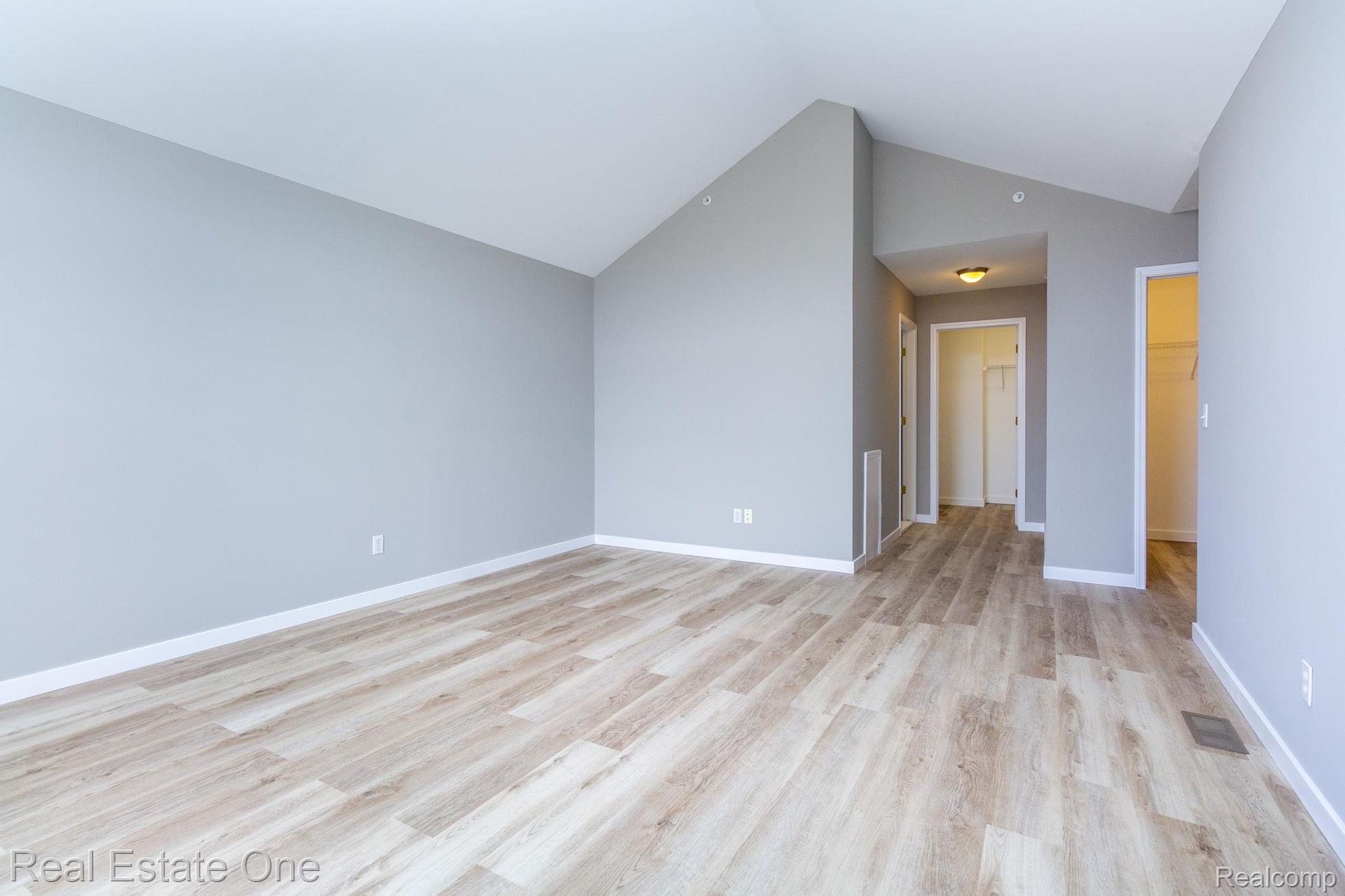 1429 Raliegh Place