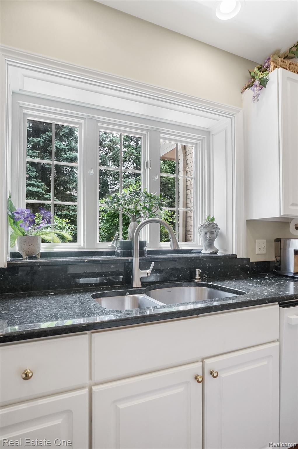 3565 Heron Ridge Drive