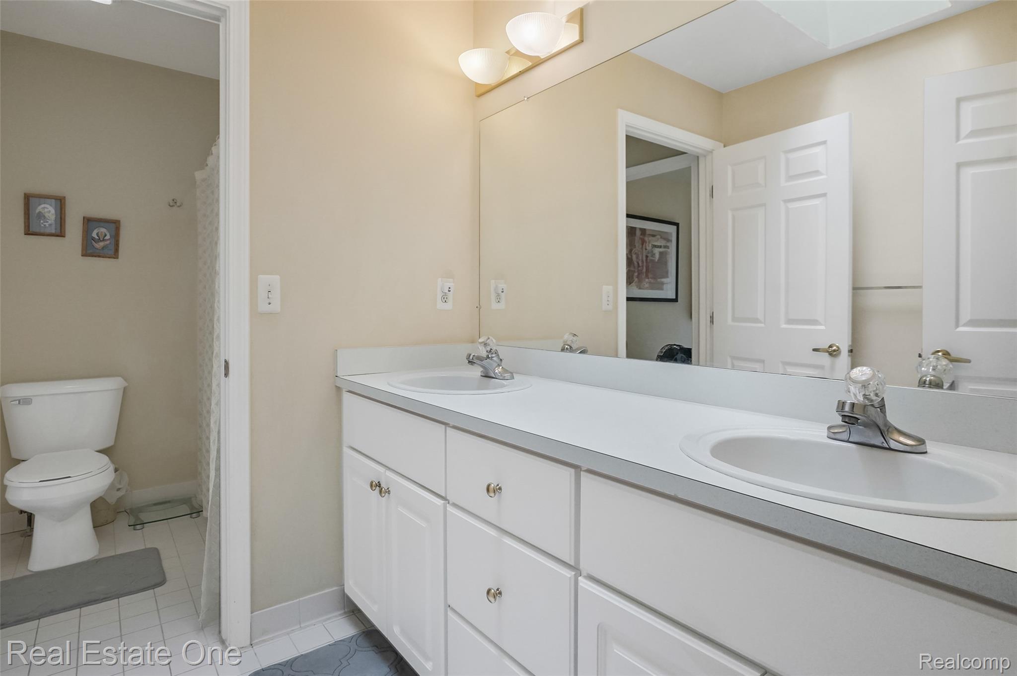3565 Heron Ridge Drive