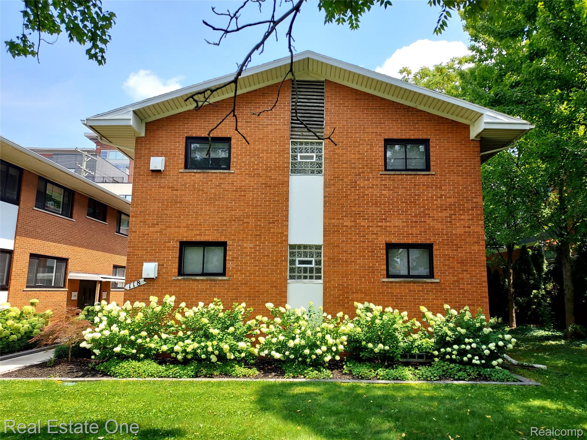 118 N Center Street Unit: Unit #2