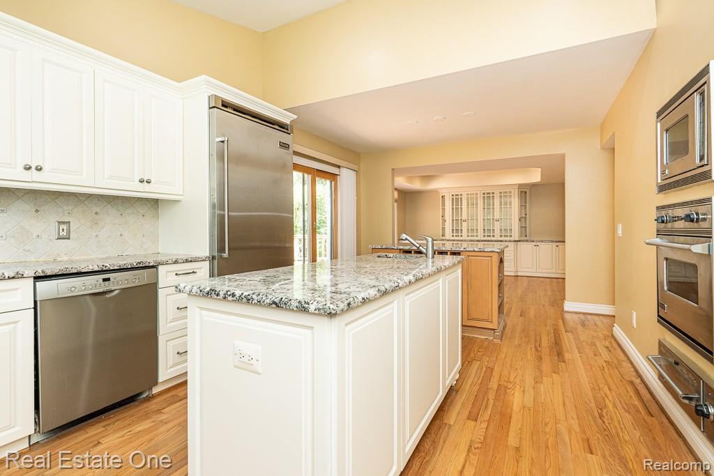 1654 Greenwich Drive