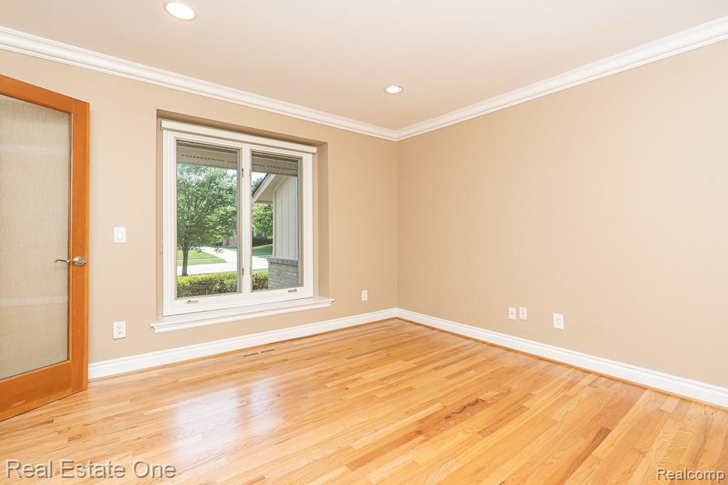 1654 Greenwich Drive