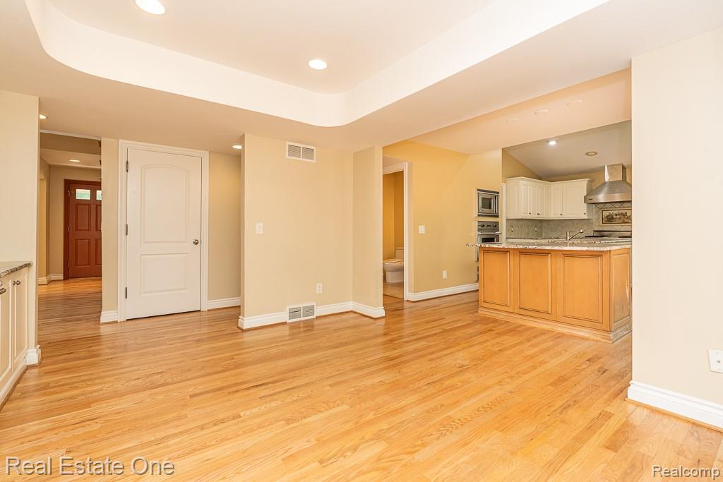 1654 Greenwich Drive