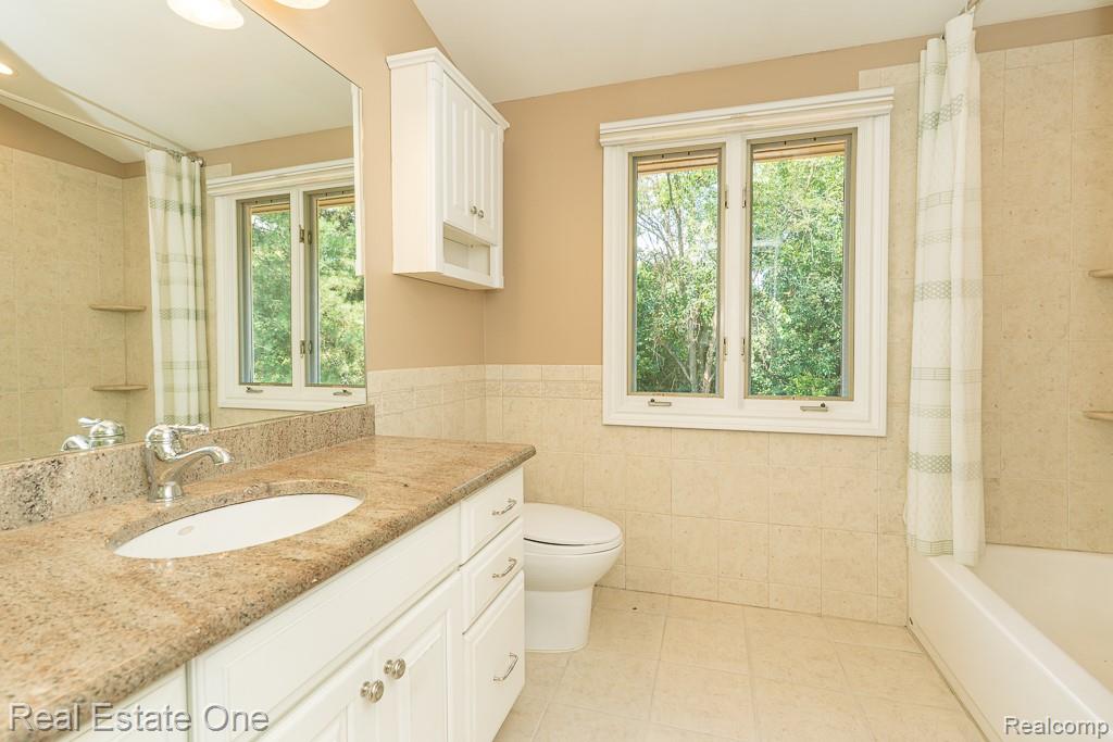 1654 Greenwich Drive