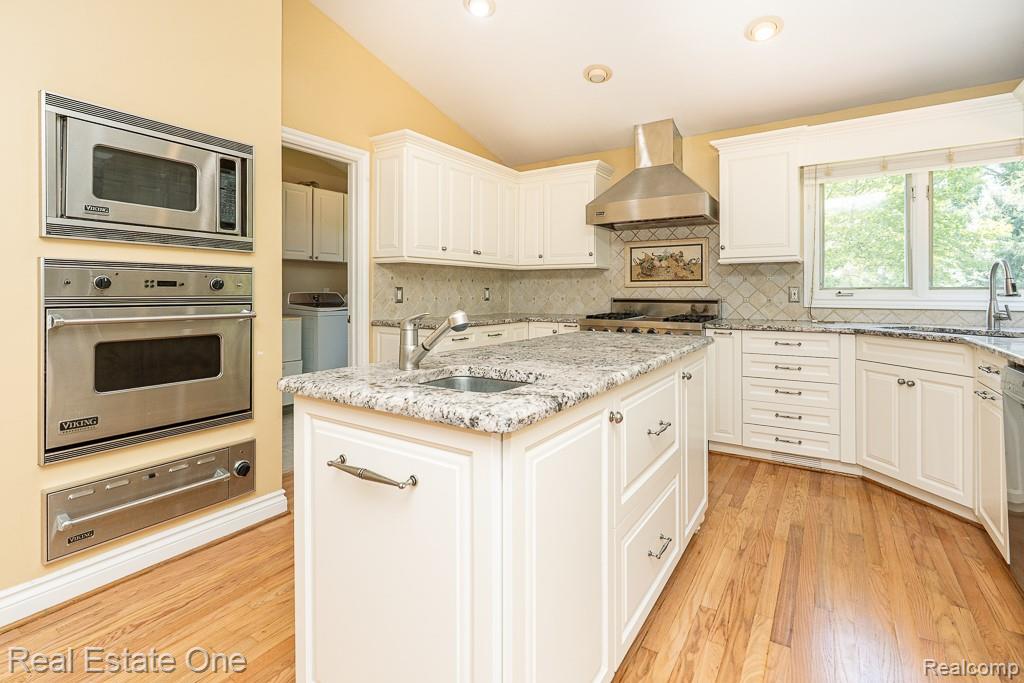 1654 Greenwich Drive