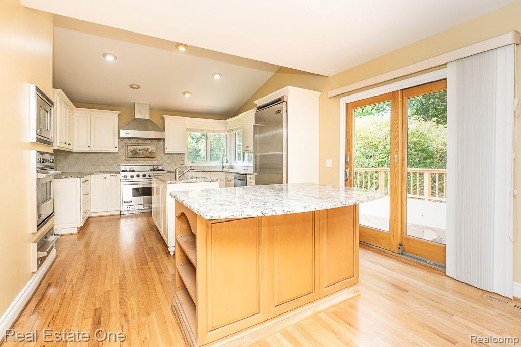 1654 Greenwich Drive