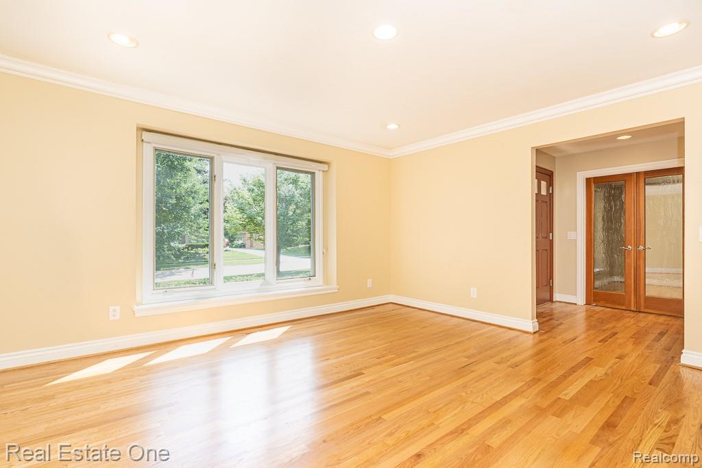 1654 Greenwich Drive