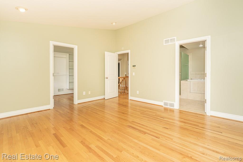 1654 Greenwich Drive