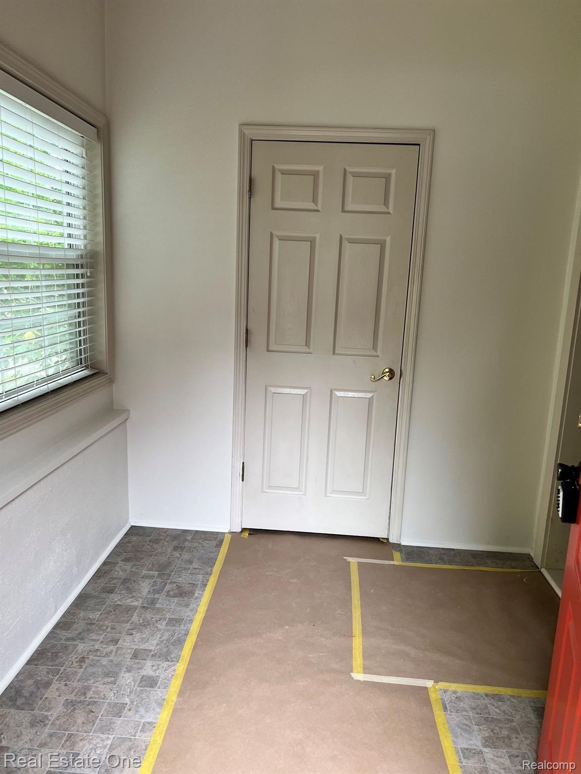 313 TERRY Avenue