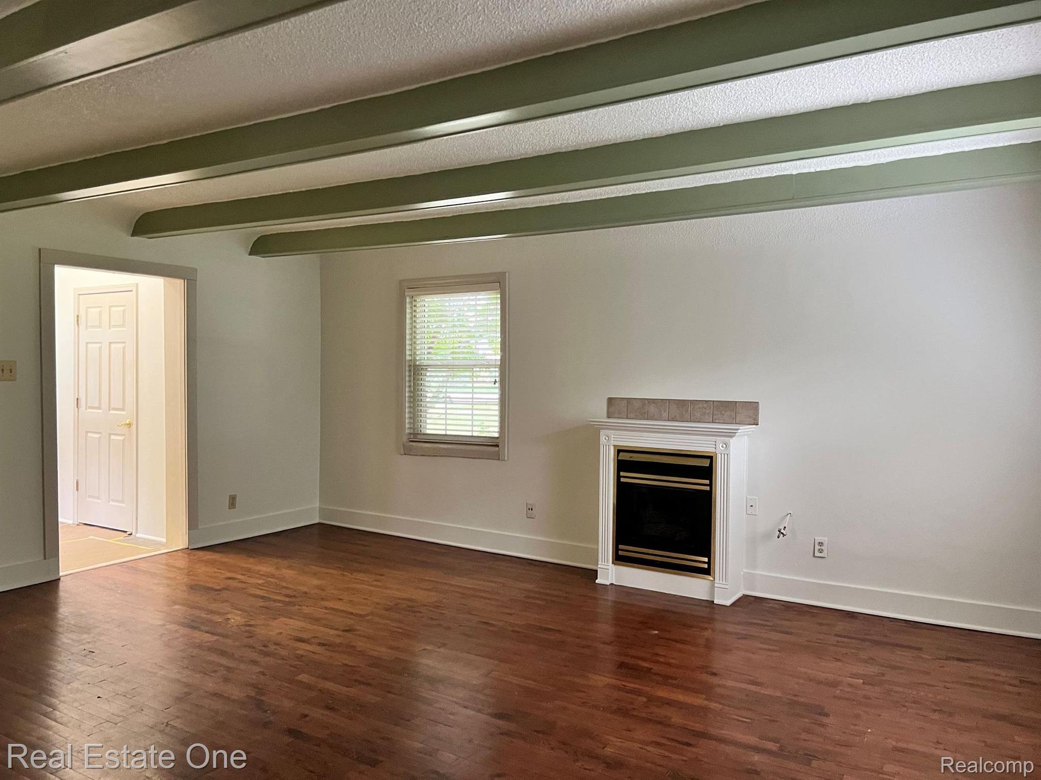 313 TERRY Avenue