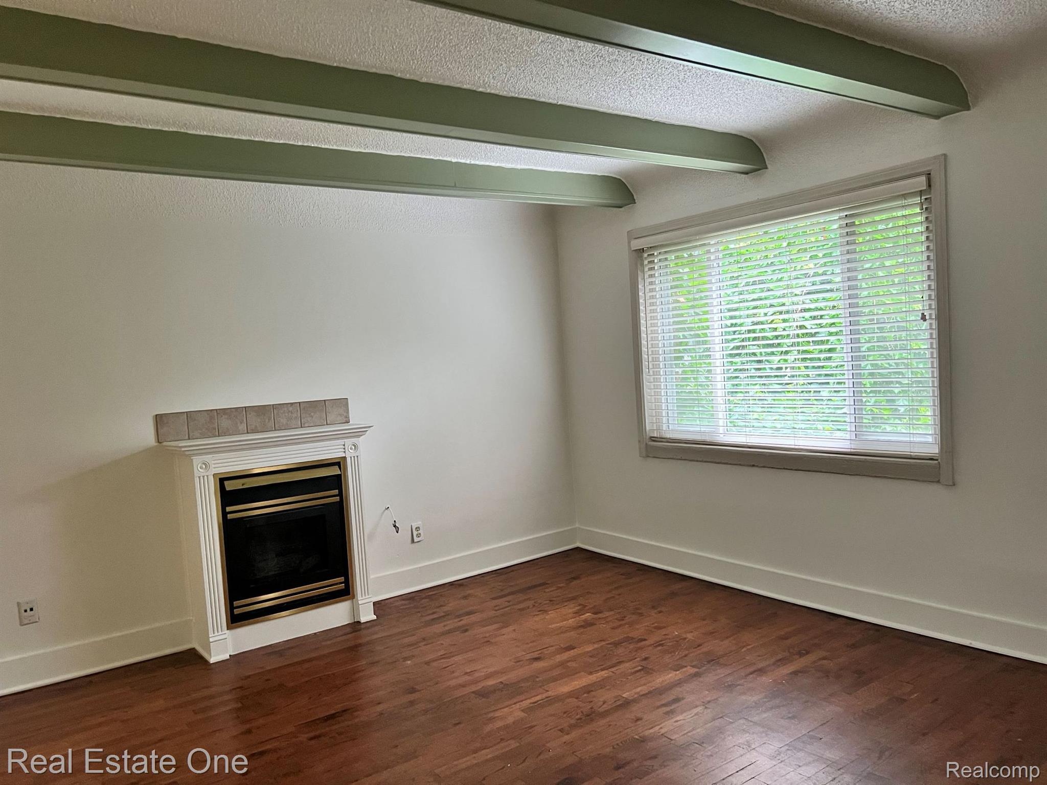 313 TERRY Avenue