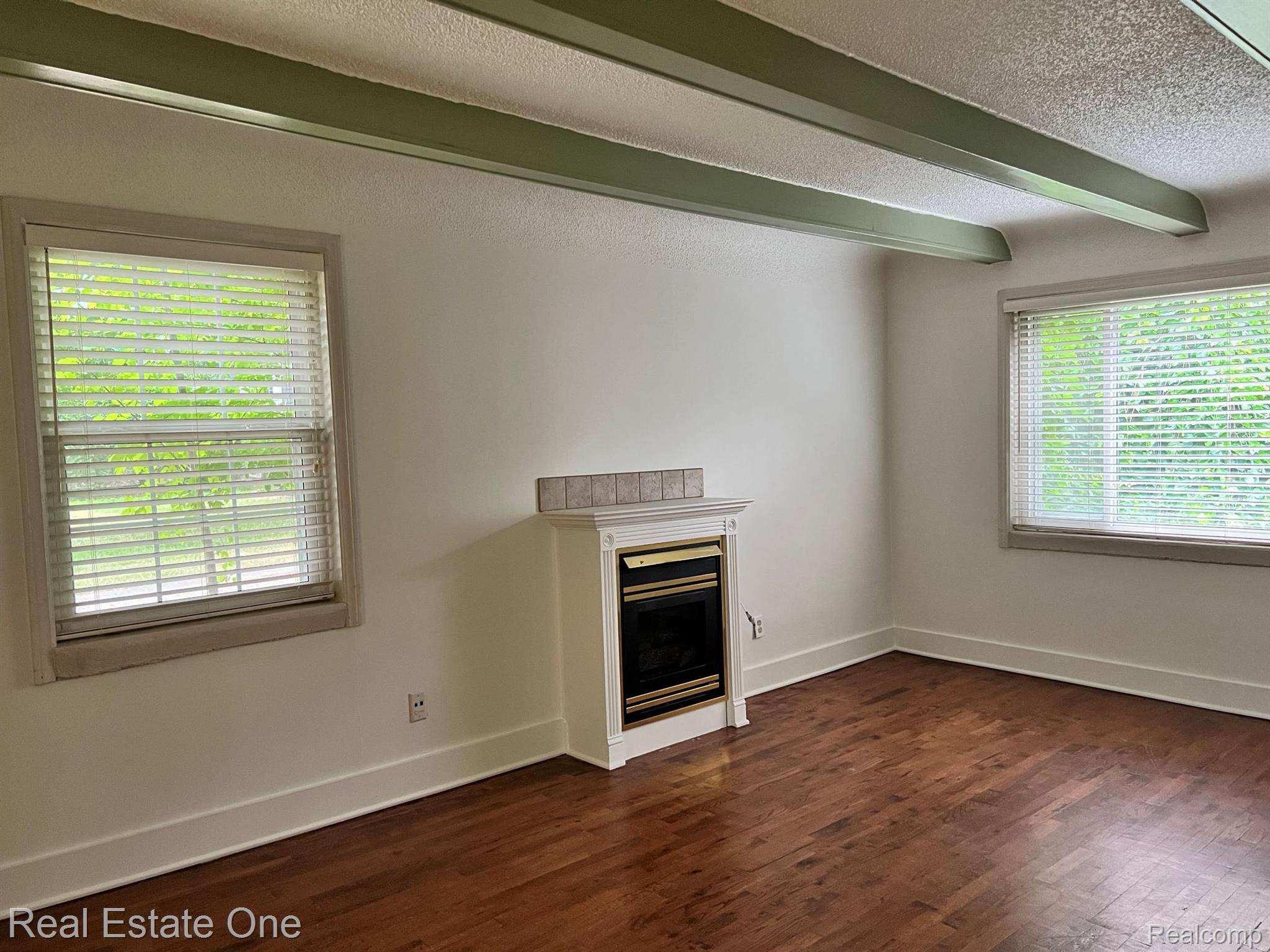 313 TERRY Avenue