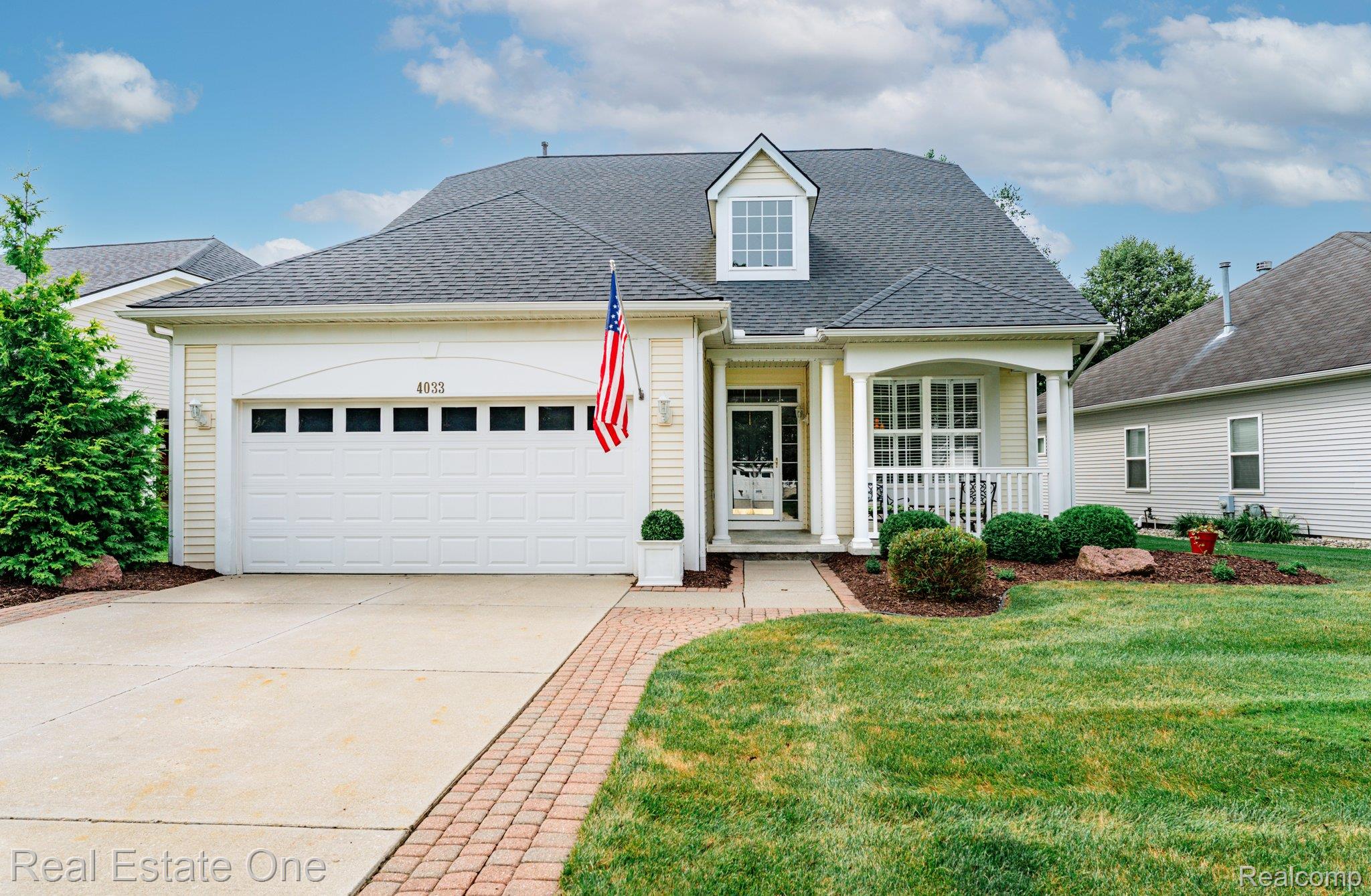 4033 Hillsdale Drive