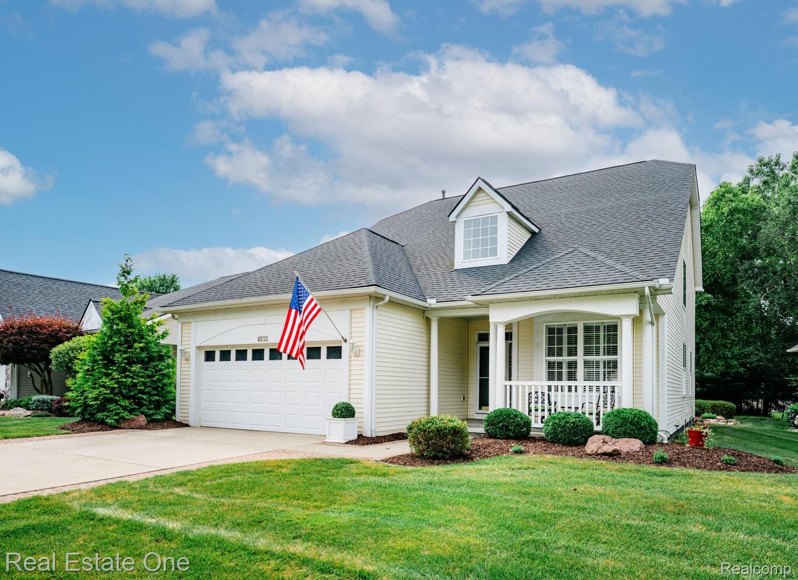 4033 Hillsdale Drive