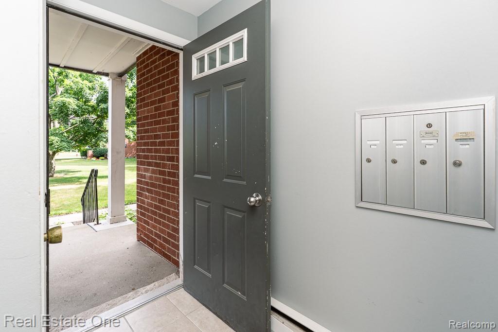1097 Tienken Court
