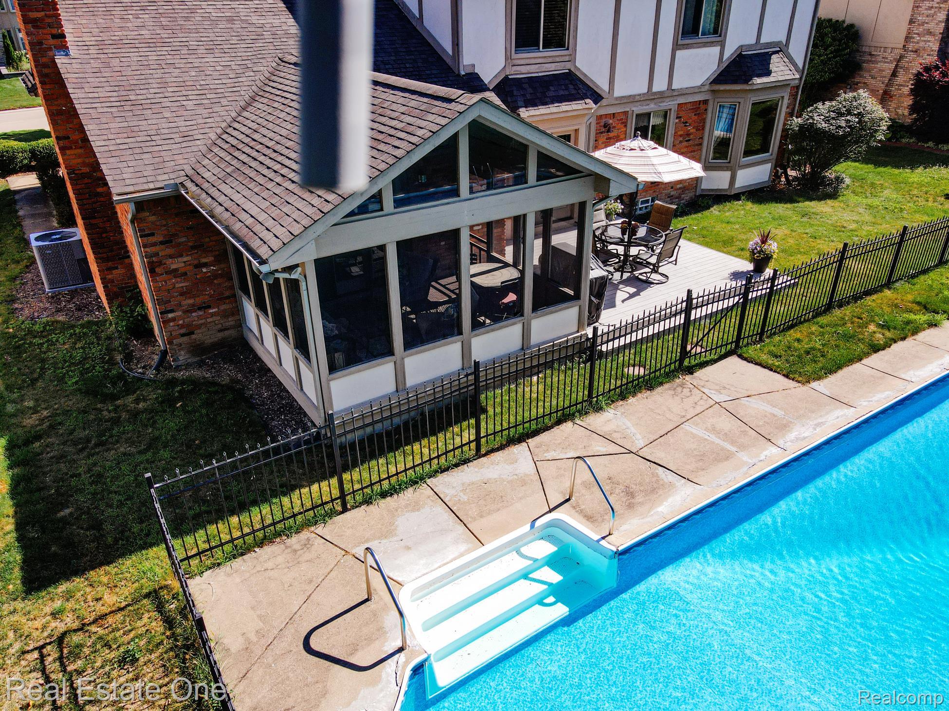 3377 Charlwood Drive