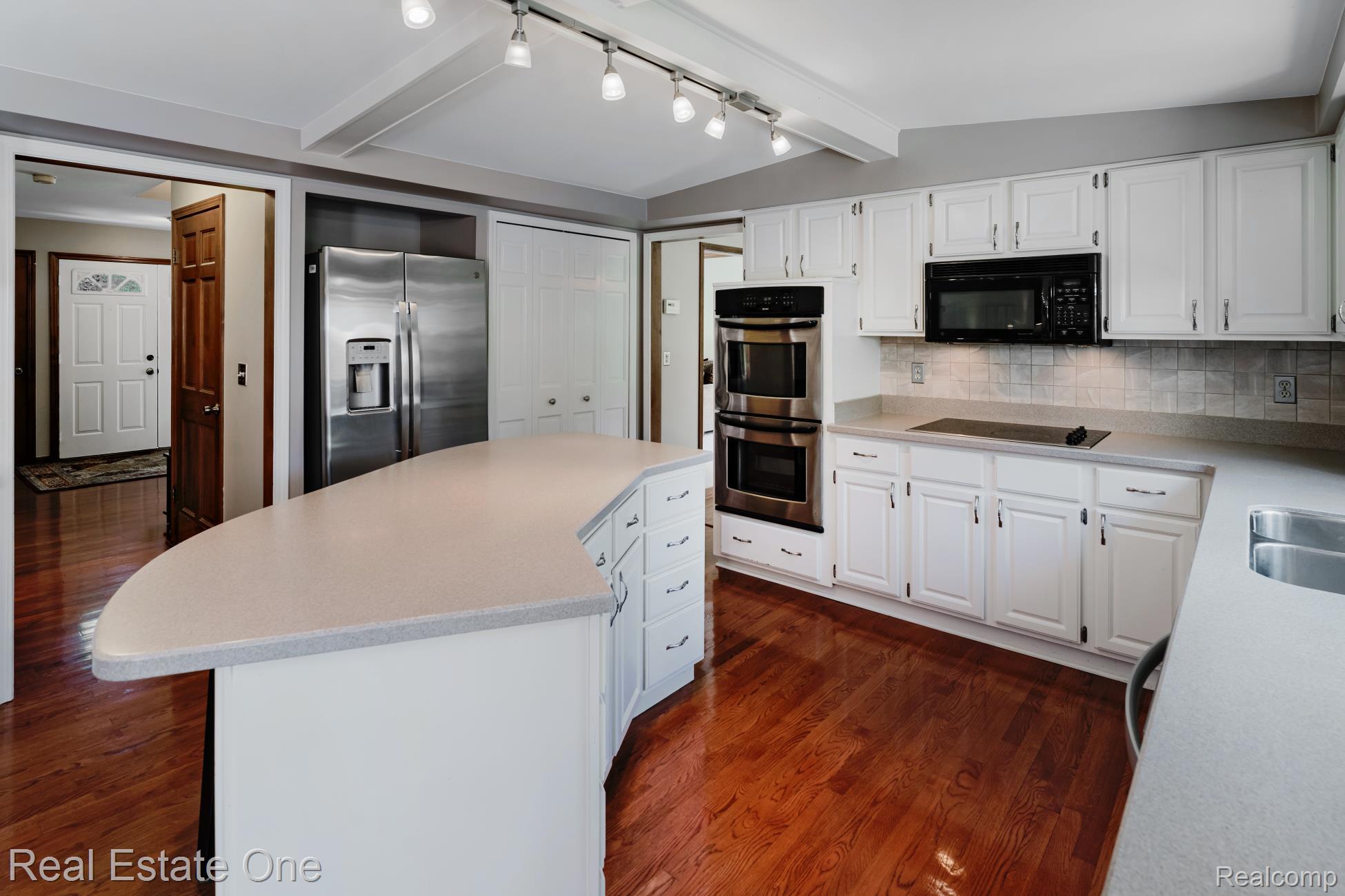 3377 Charlwood Drive