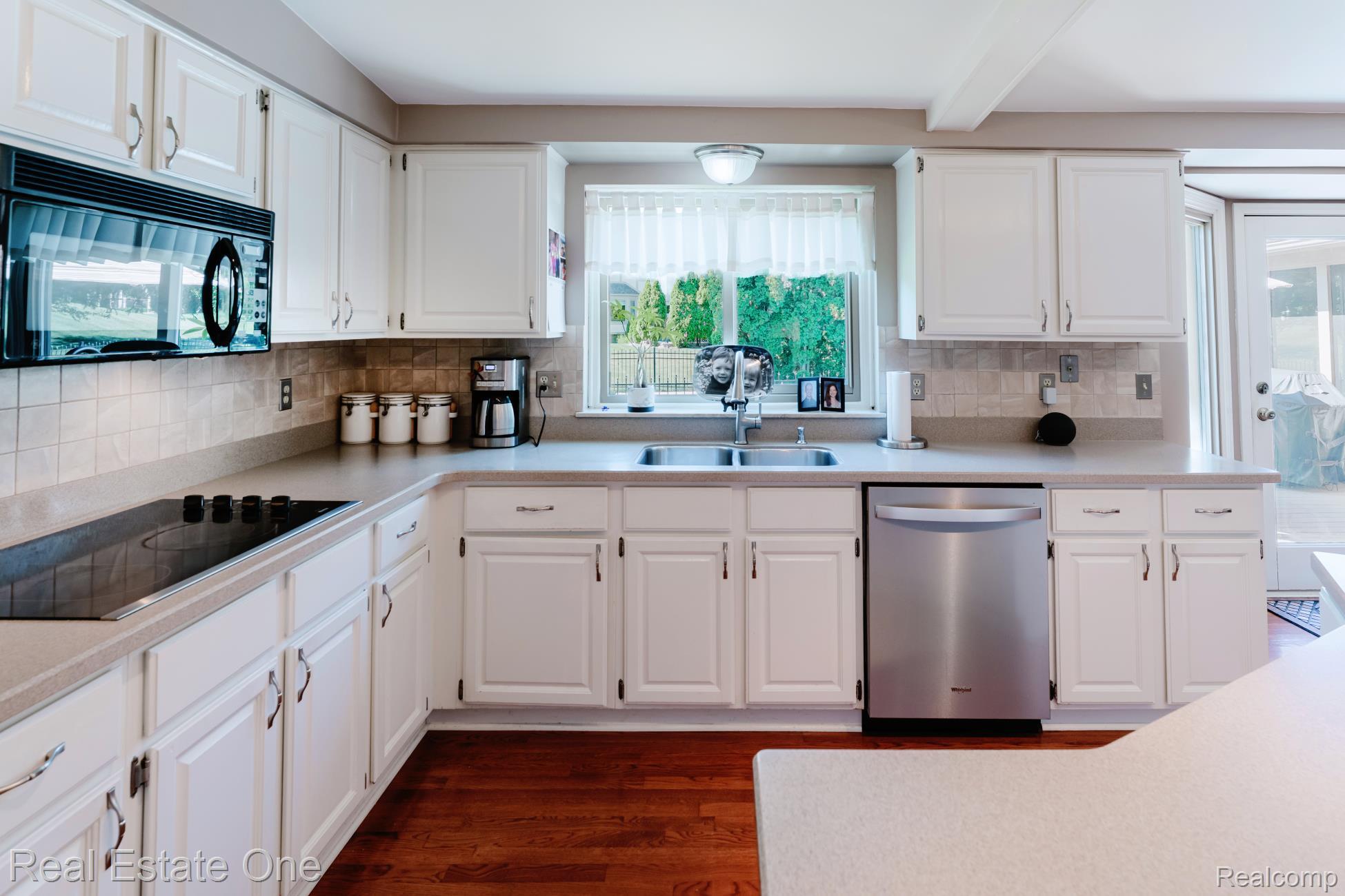 3377 Charlwood Drive