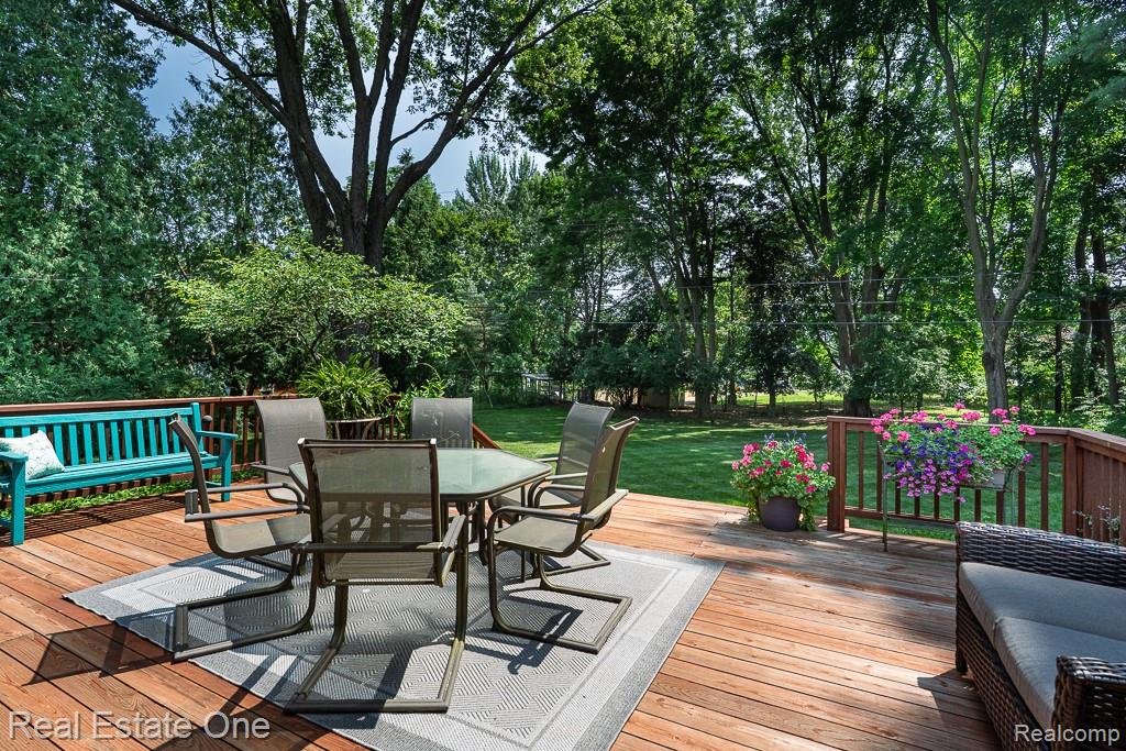 471 Elmhill Road