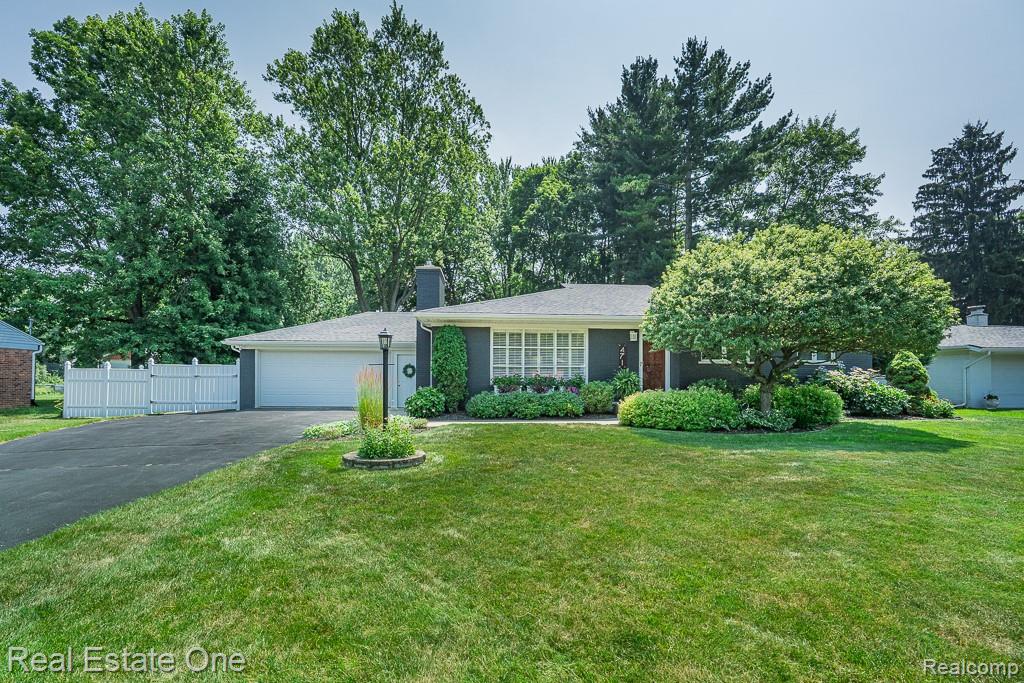 471 Elmhill Road