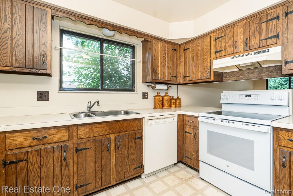 2220 Michele Drive