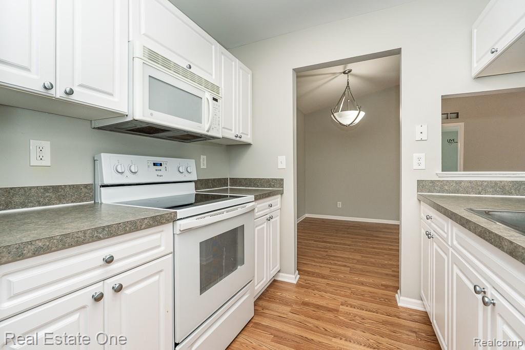 5681 PINE AIRES Drive Unit: 154