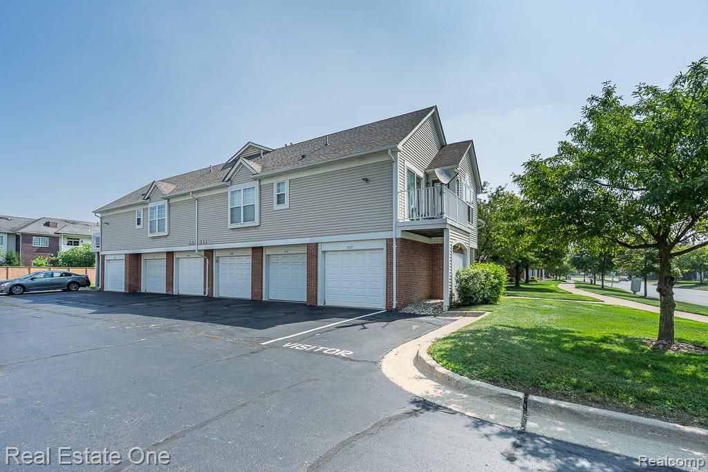 5681 PINE AIRES Drive Unit: 154