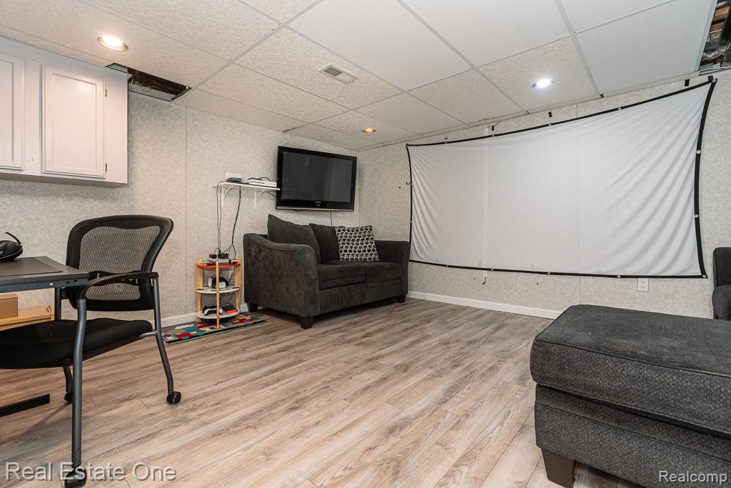 820 Linden Way