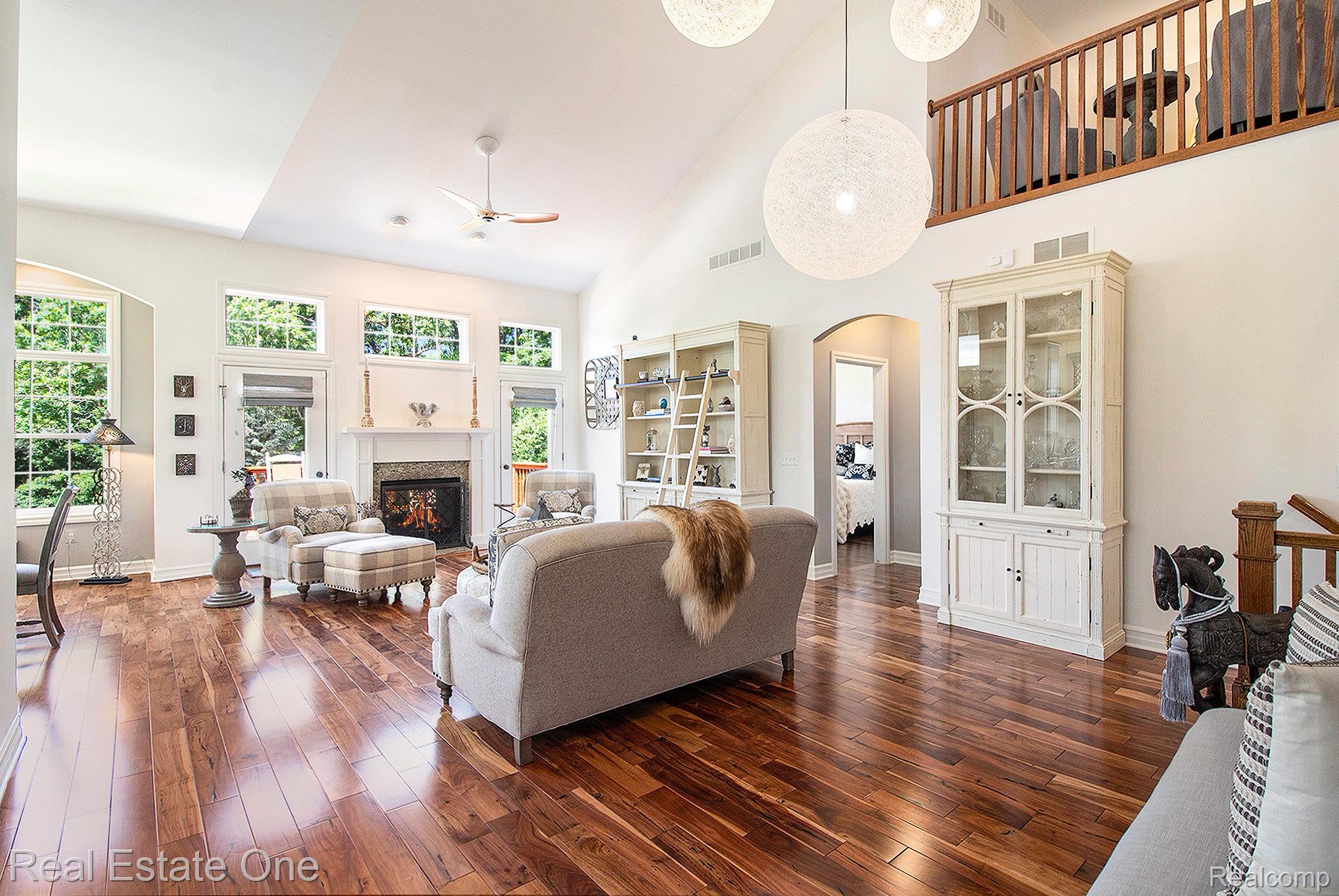 636 Mountain Circle