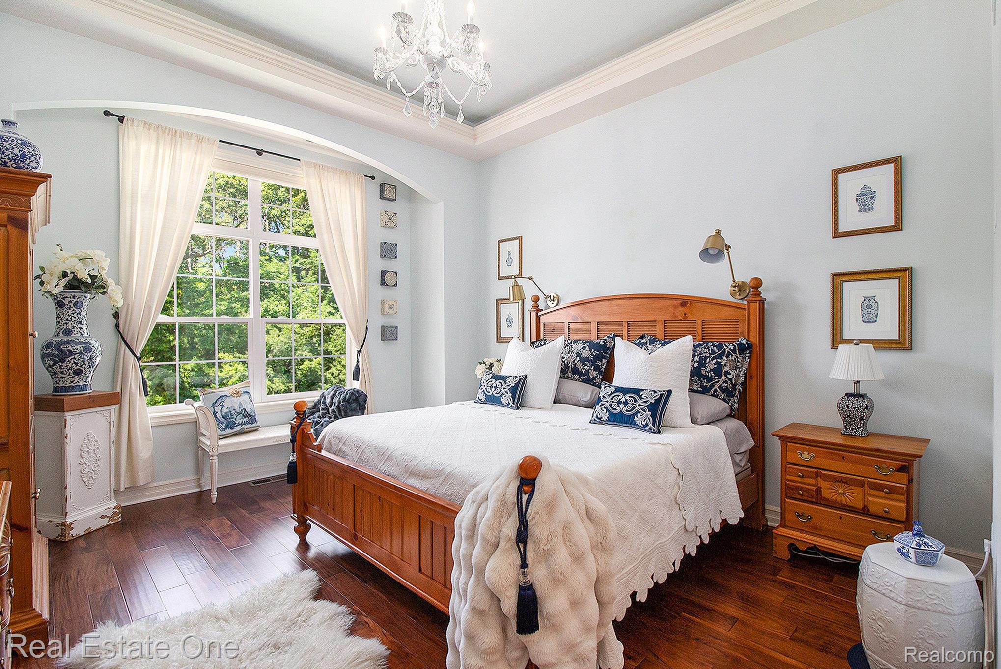 636 Mountain Circle