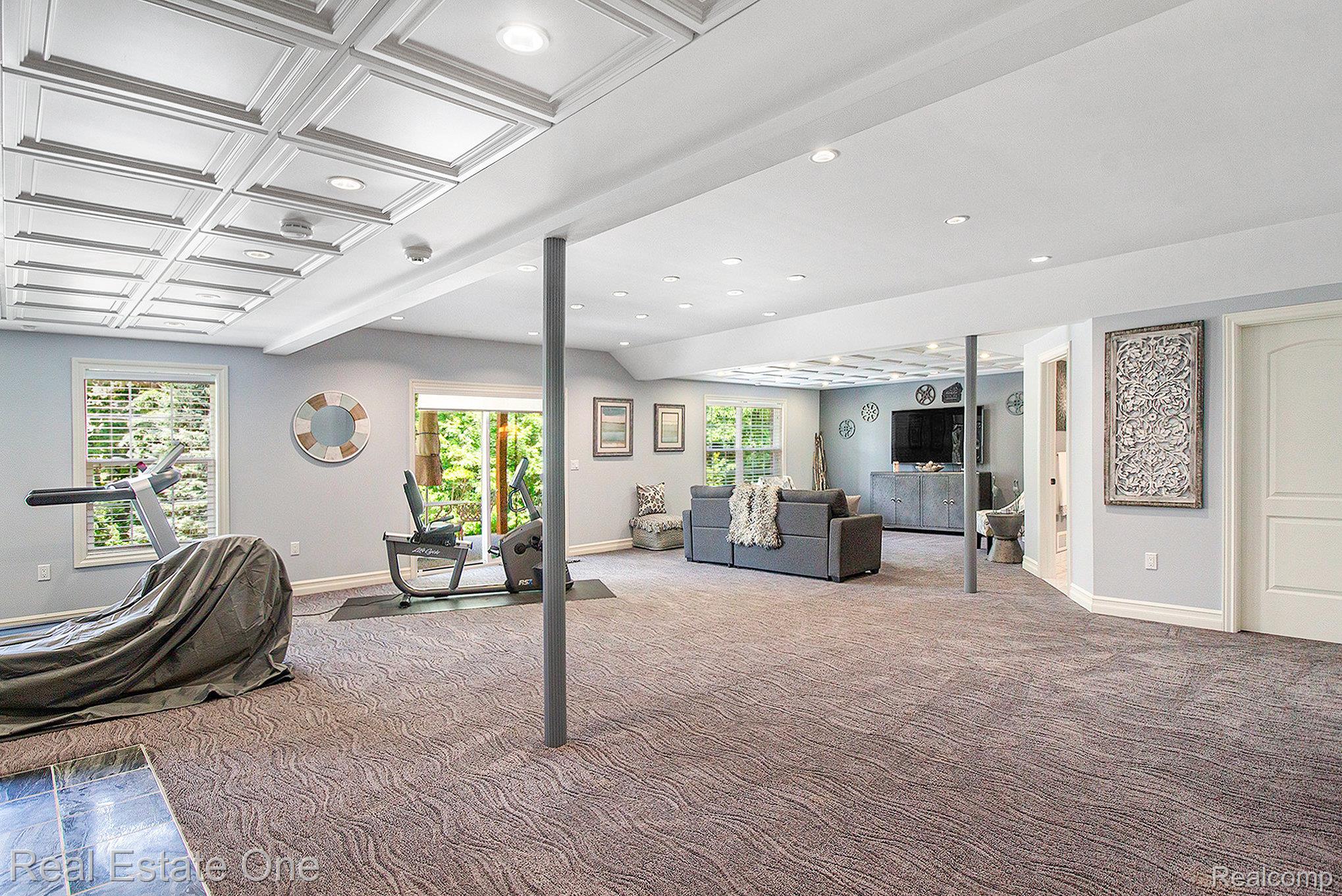 636 Mountain Circle