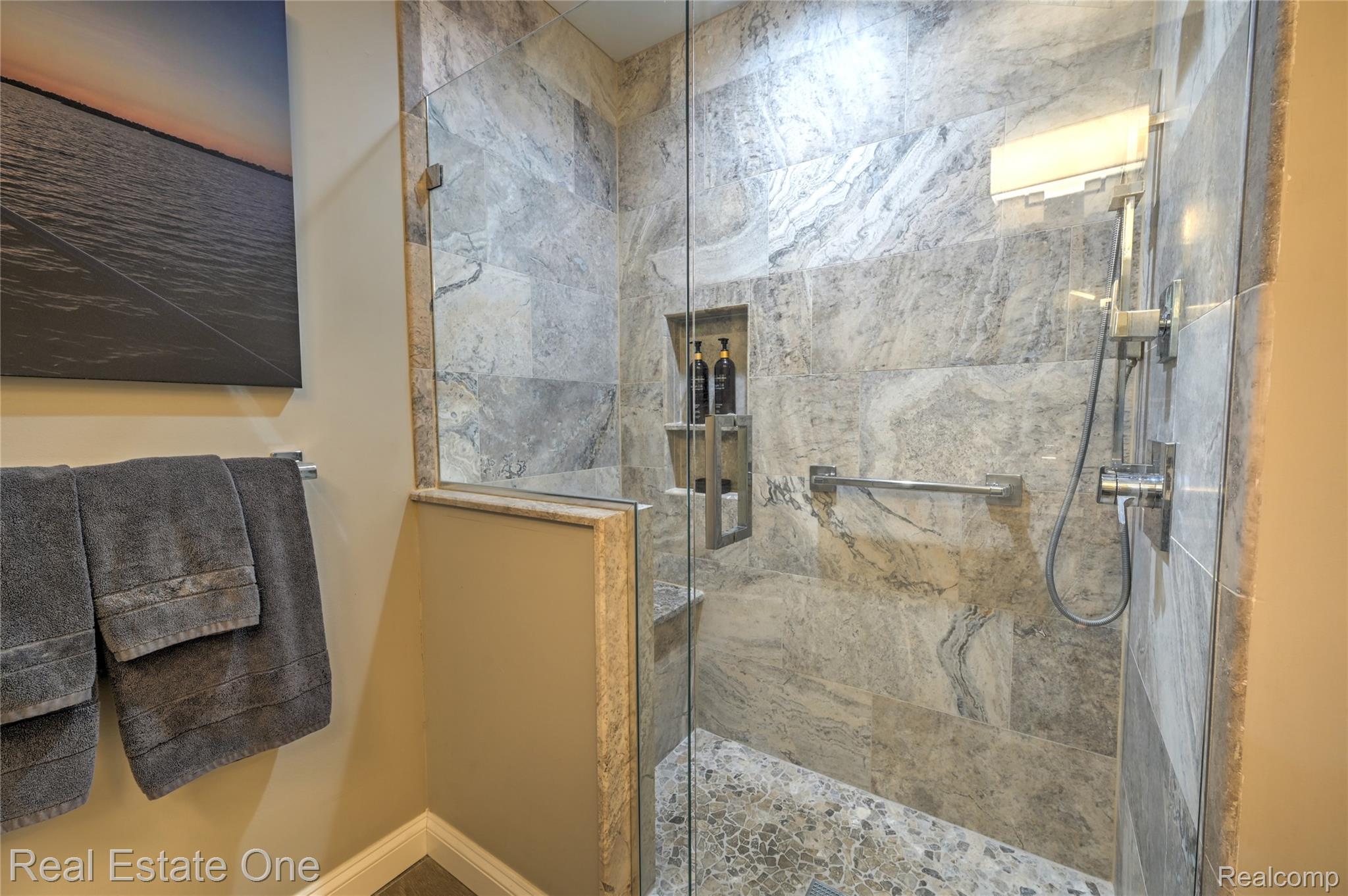 1556 Gas Light Lane Unit: 199