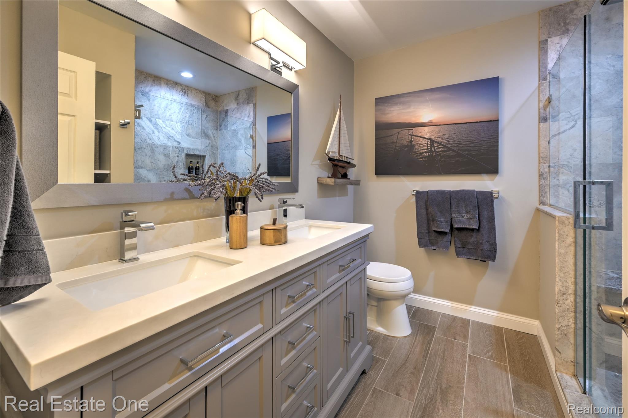 1556 Gas Light Lane Unit: 199