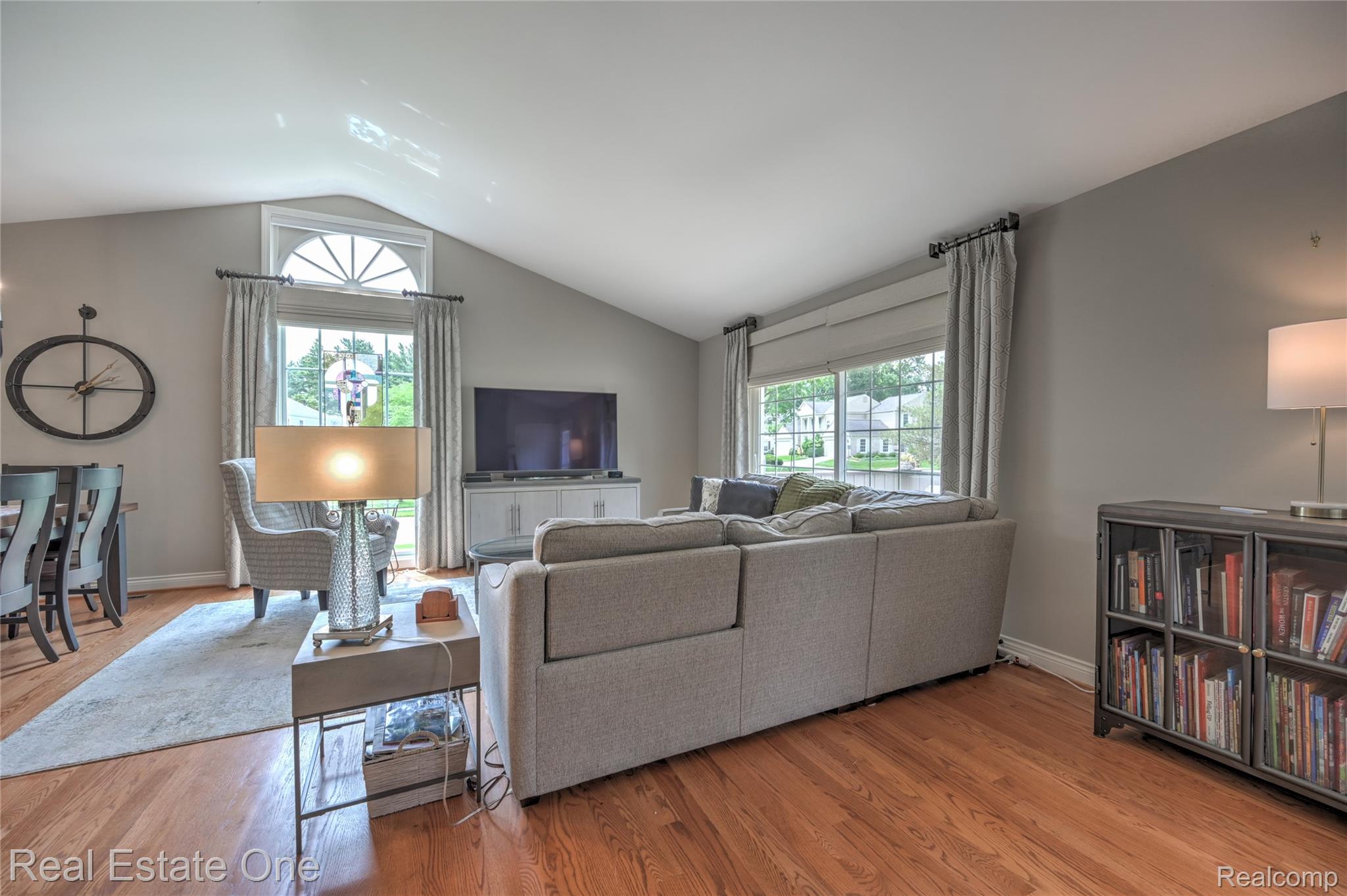 1556 Gas Light Lane Unit: 199