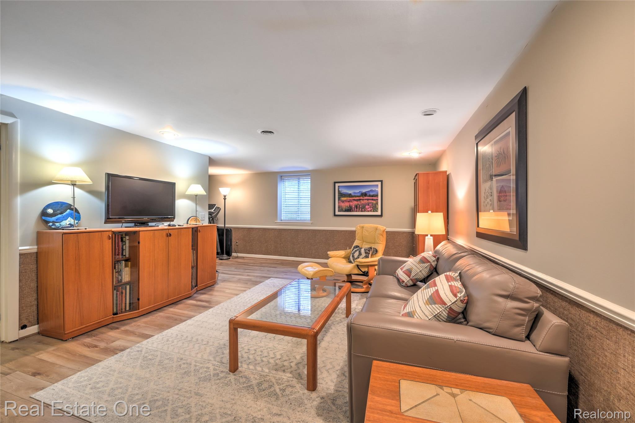 1556 Gas Light Lane Unit: 199
