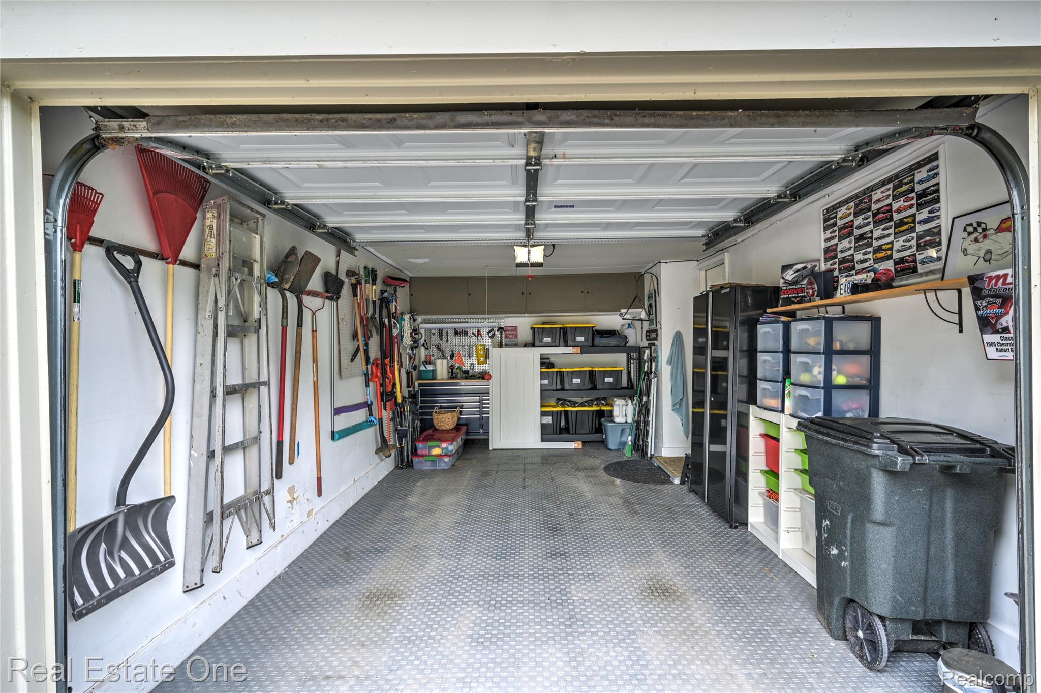 1556 Gas Light Lane Unit: 199