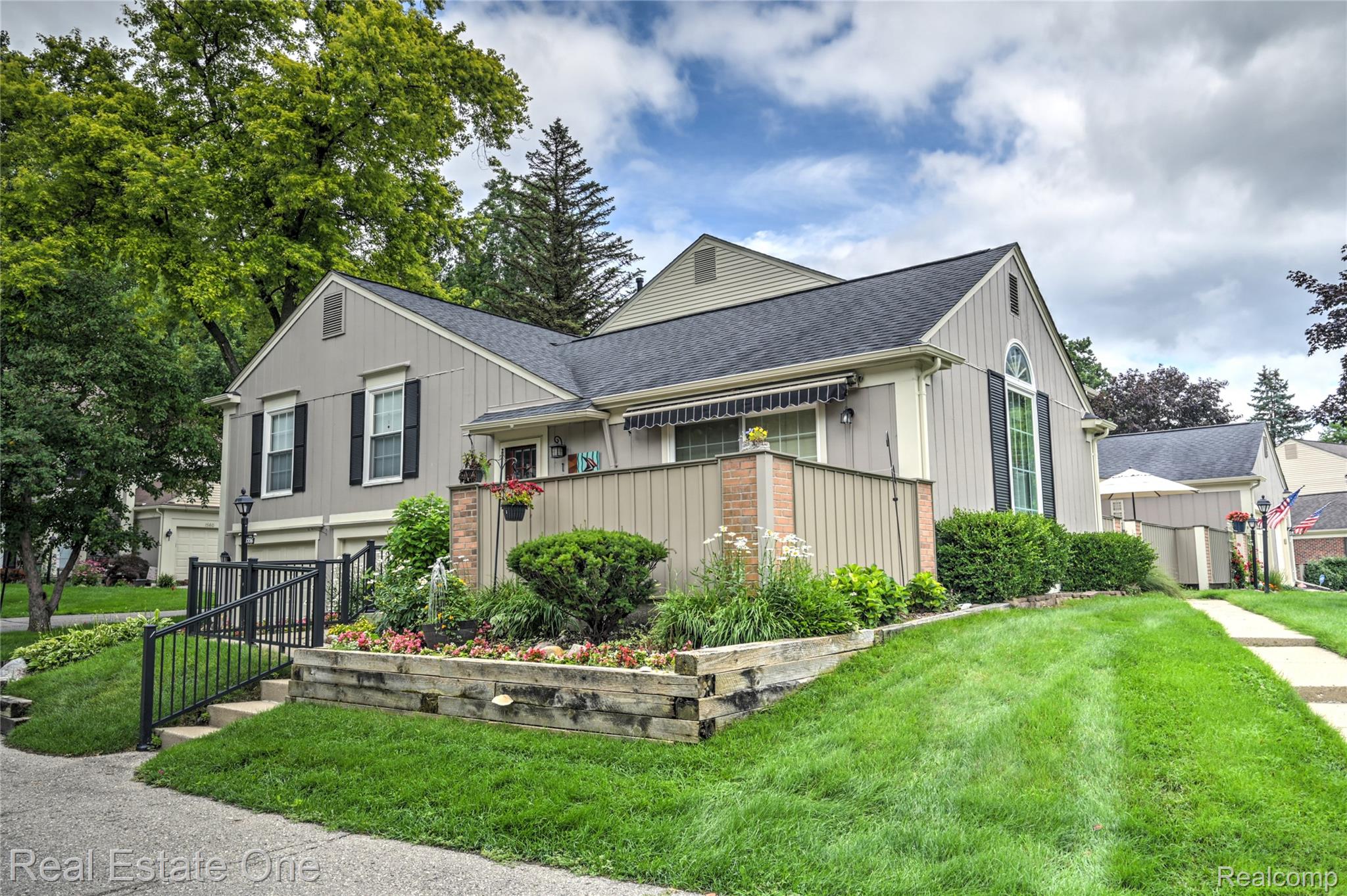 1556 Gas Light Lane Unit: 199