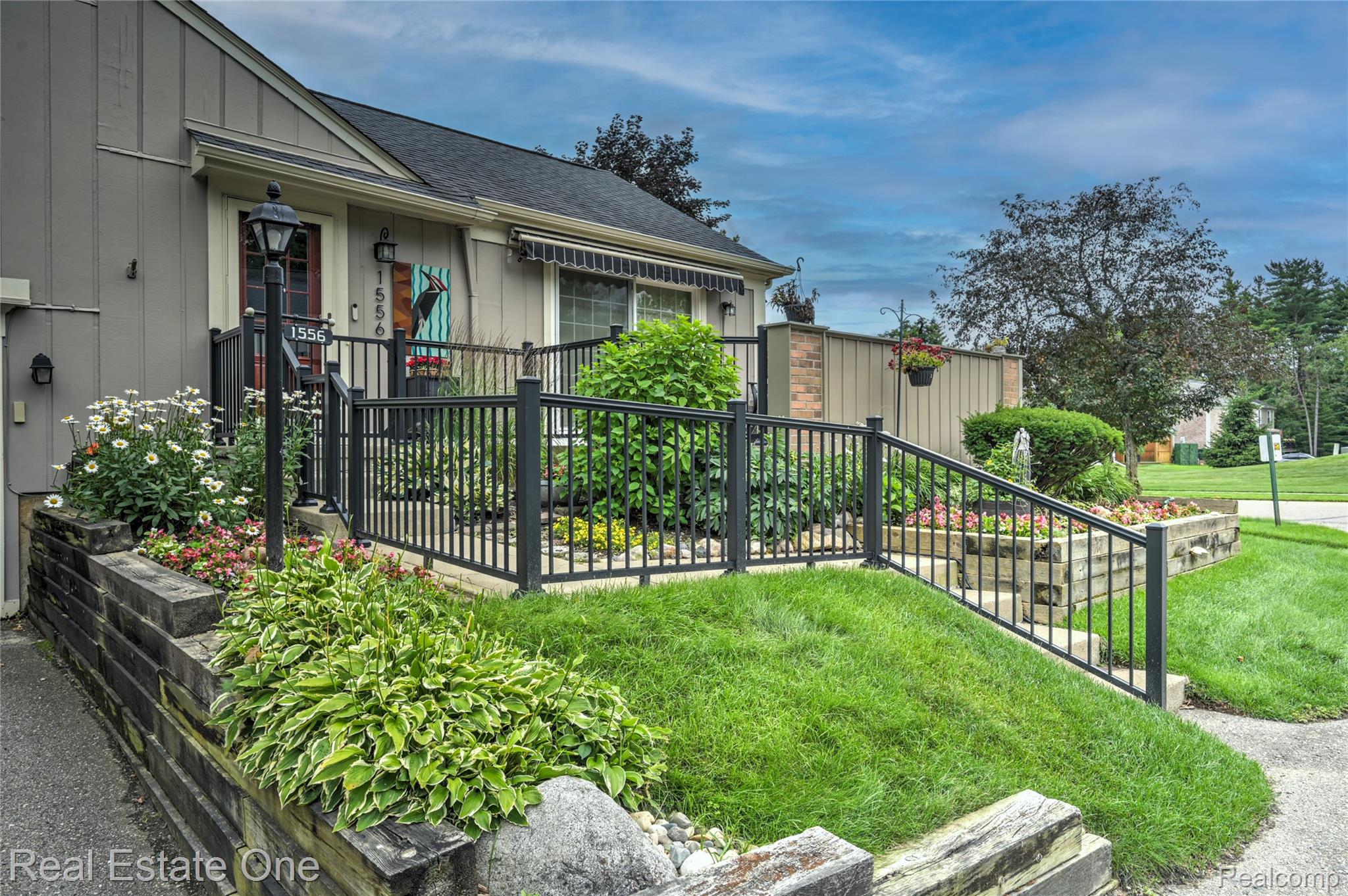 1556 Gas Light Lane Unit: 199
