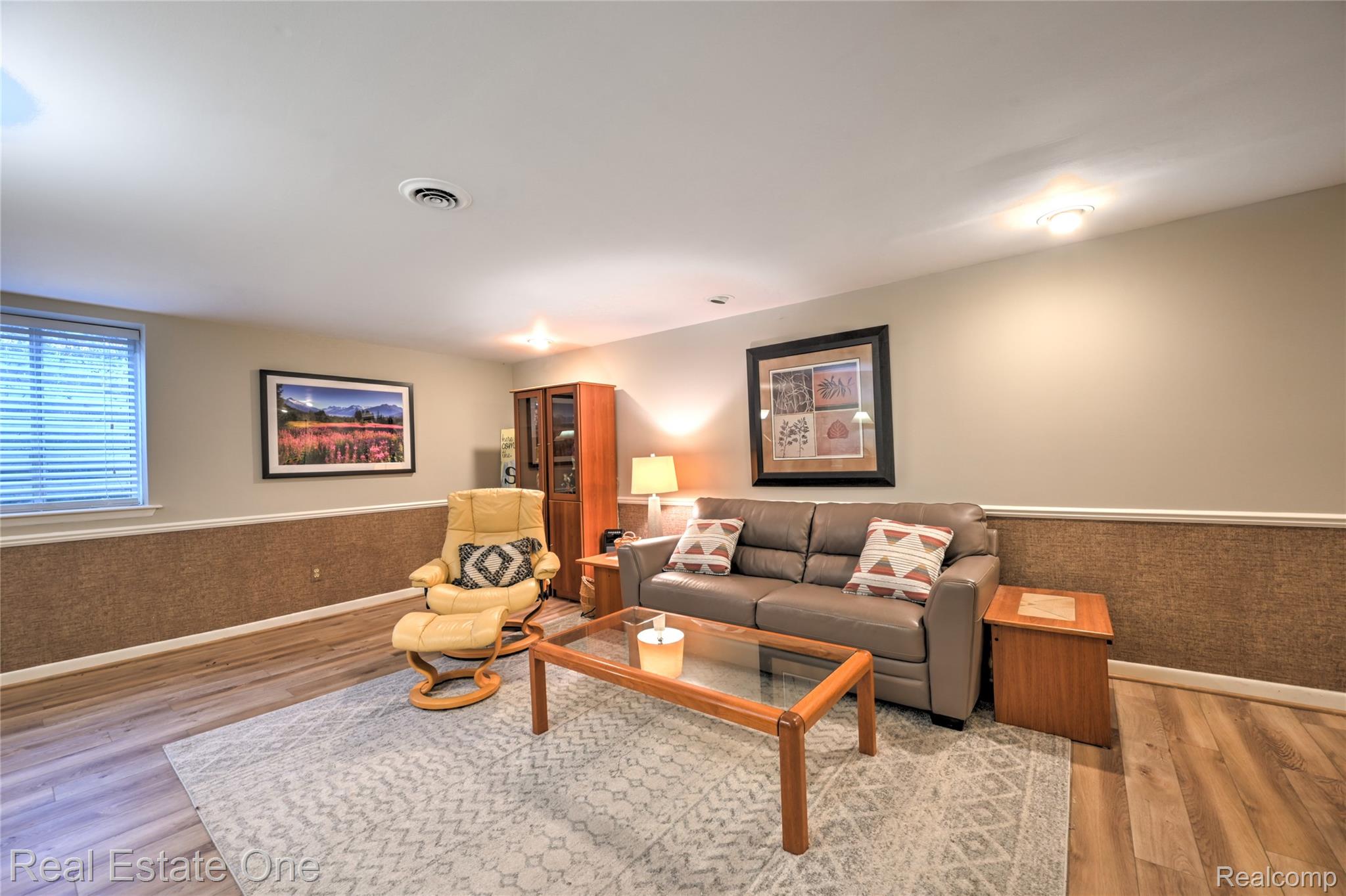 1556 Gas Light Lane Unit: 199