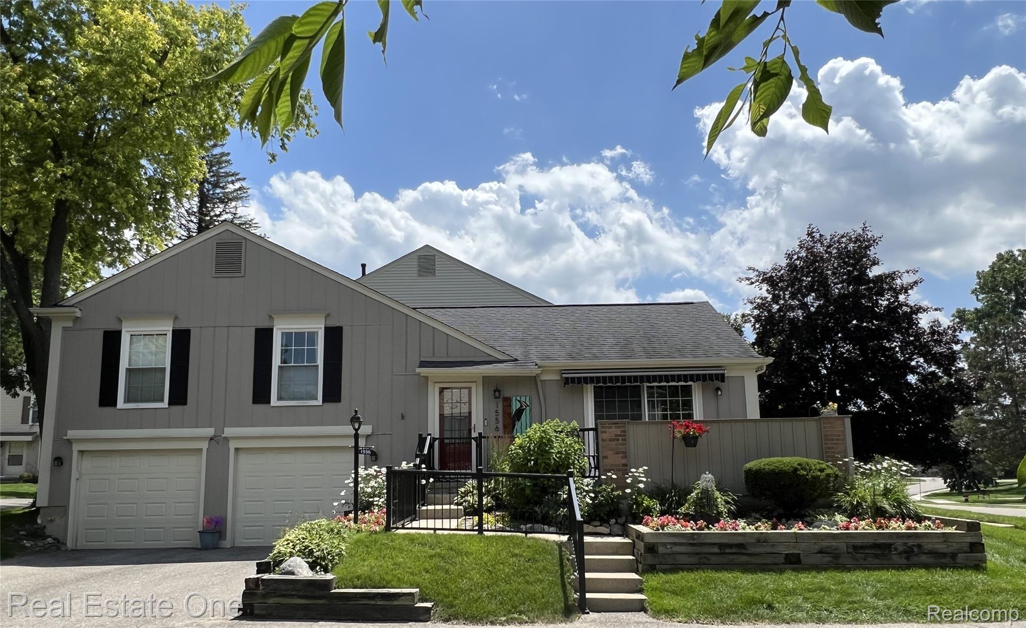 1556 Gas Light Lane Unit: 199