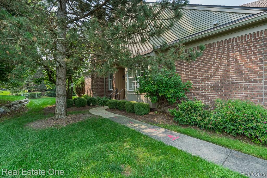 1618 Boulder Court