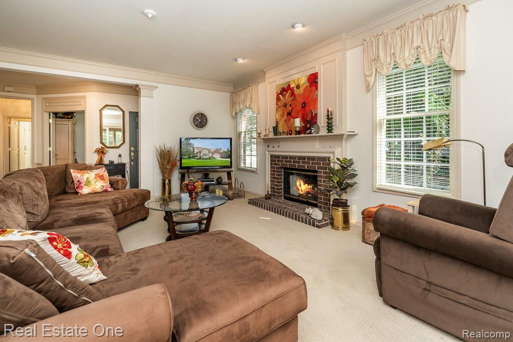 1618 Boulder Court