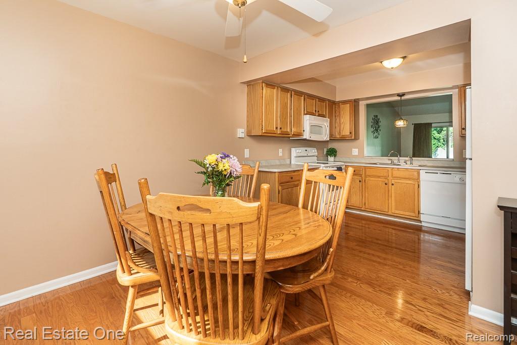 16546 Woodlane