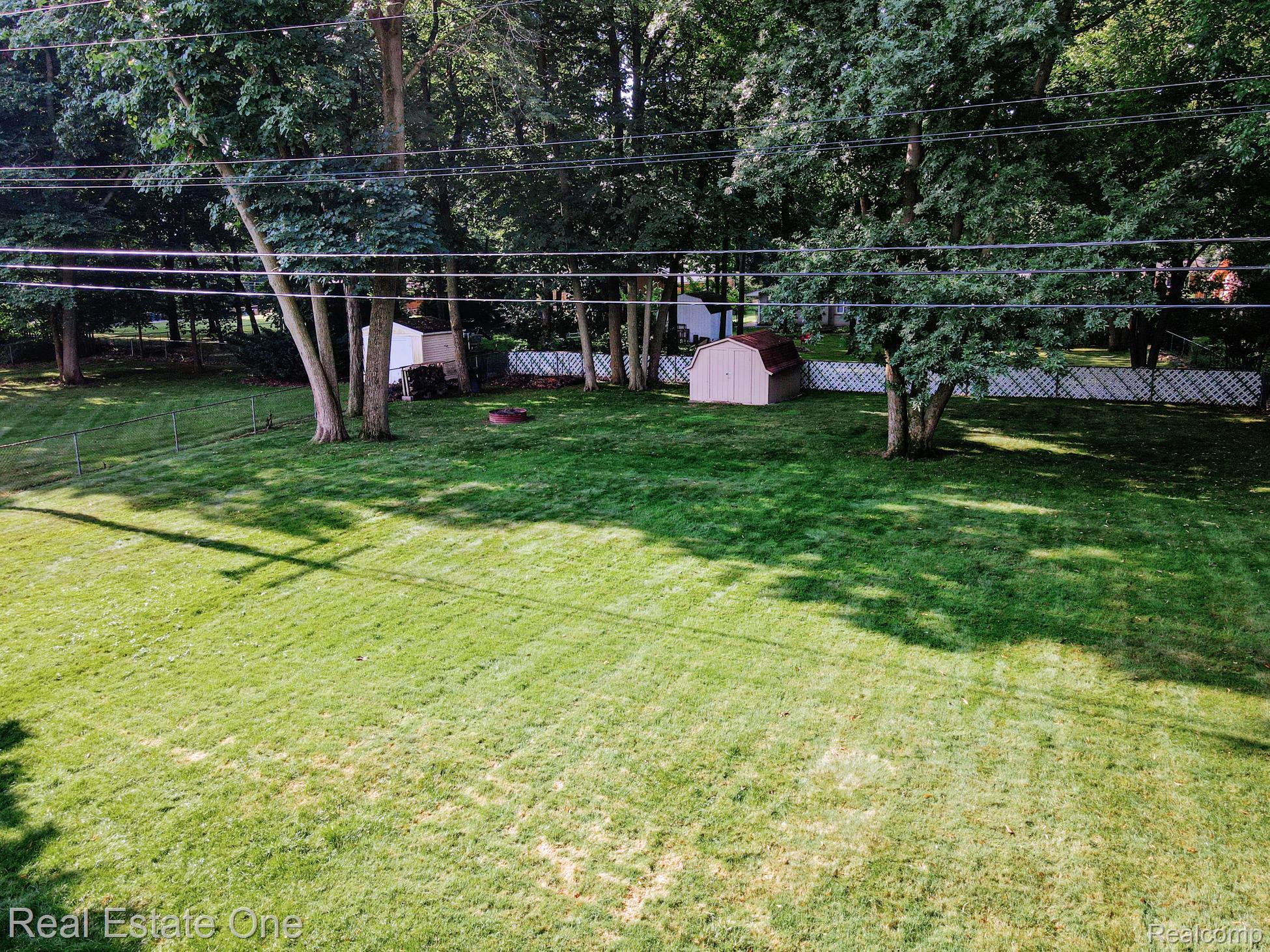 454 Lesdale Drive